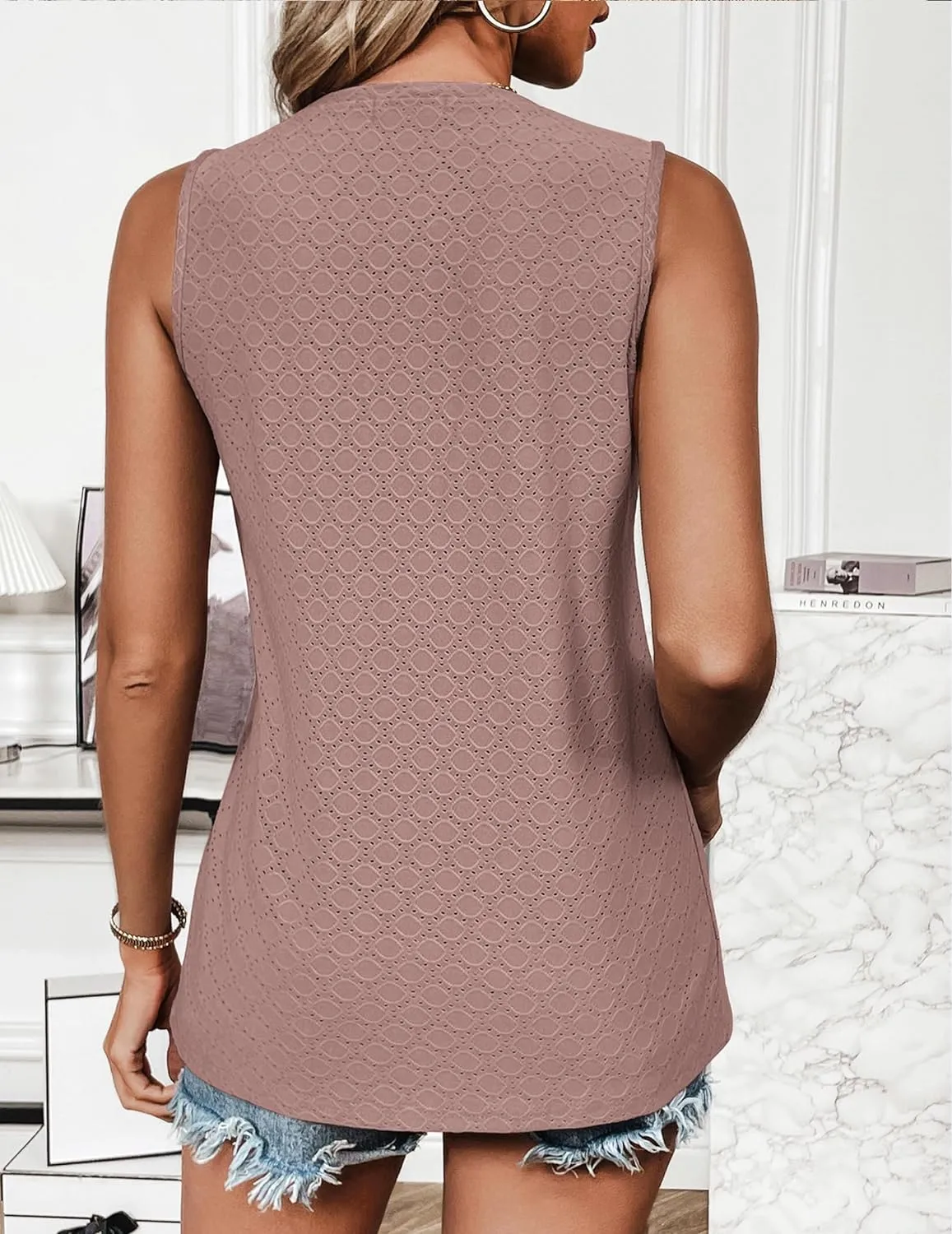 Zeagoo Sleeveless Eyelet Shirts High Neck Top